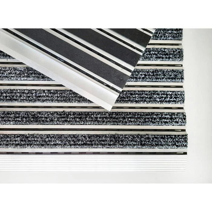 ASTRA Schmutzfangmatte Elegant Mat Rips, 40 X 60cm, Anthrazit 3 ASTRA Schmutzfangmatte Elegant Mat Rips, 40 X 60cm, Anthrazit – Bild 3