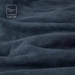 Navaris Heizdecke Snuggy, Mit Ärmeln, Dunkelblau, 9 Temperaturen, Abschaltautomatik, 195 X 125cm 10 Navaris Heizdecke Snuggy, Mit Ärmeln, Dunkelblau, 9 Temperaturen, Abschaltautomatik, 195 X 125cm -Haushaltsprodukte 99bb2470a8c7e2ed4e68e42df497d4b91ba878e3 heizdecke navaris mit aermeln und tasche blaucreme