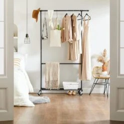 Songmics Garderobenständer HSR62BK, Bis 110 Kg, Mit Rollen, Metall, Schwarz -Haushaltsprodukte ddc99864c3e4cb70faf31a3aee7956c4d2040bcd garderobenstaender songmics hsr62bk bis 110 kg