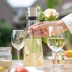 Emsa Karaffe Flow Slim Carafe 515675, Mit Deckel, 1 Liter -Haushaltsprodukte e3f184a11ef479a94f41d8a6b64bffd88a0b3973 karaffe emsa flow slim carafe 515675